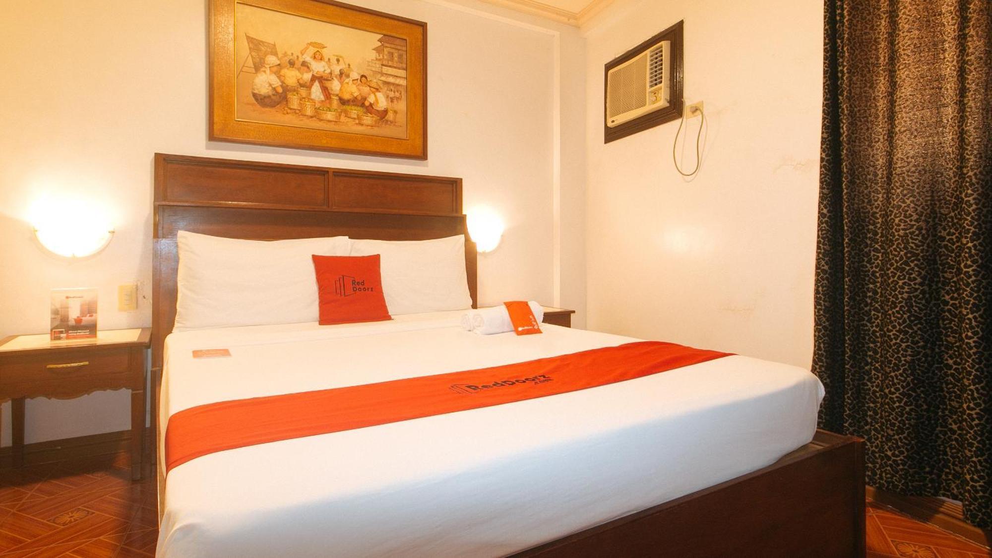 Reddoorz At La Casa Guesthouse Former Reddoorz At Tamarind Street Angeles City Exteriér fotografie
