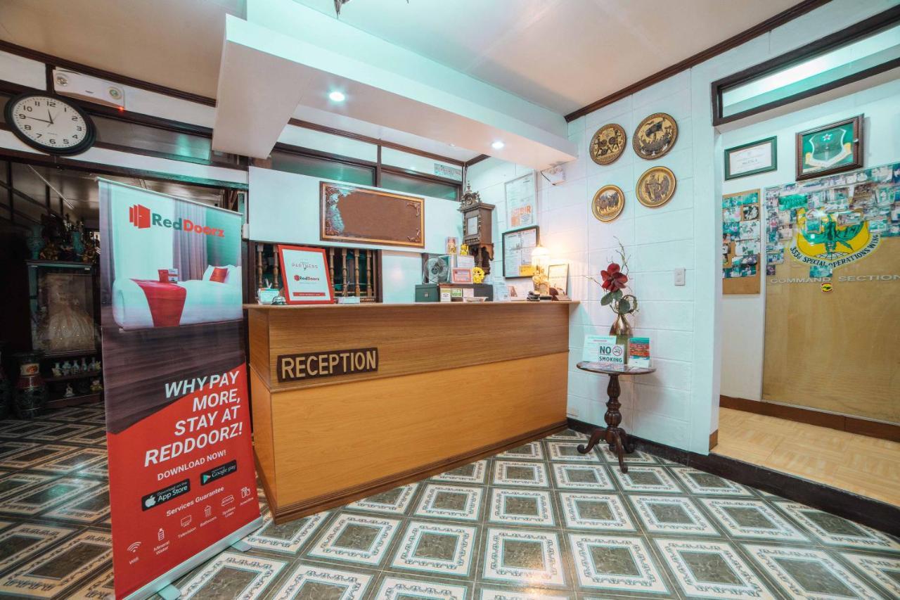 Reddoorz At La Casa Guesthouse Former Reddoorz At Tamarind Street Angeles City Exteriér fotografie